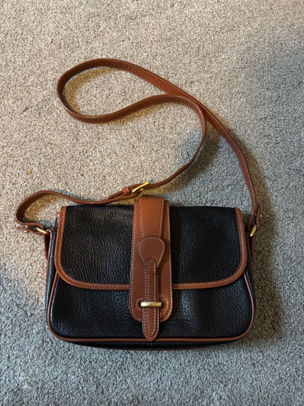 Vintage Dooney & Bourke All-Weather Leather Equestrian Bag | Quiet Luxury - Picture 10 of 10